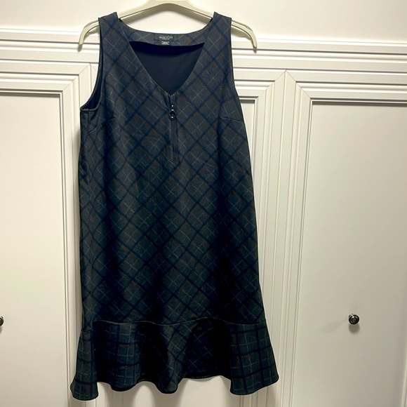 Plaid Short Sleeve Dress - Picture 1 of 5